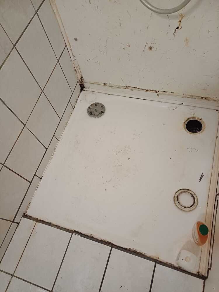 Douche bouchée plombier dépannage